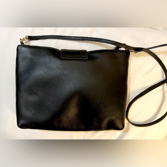 Beautiful Vintage Etienne Aigner Black Leather Side Satchel Bag w/ Gold Hardware - Picture 3 of 10